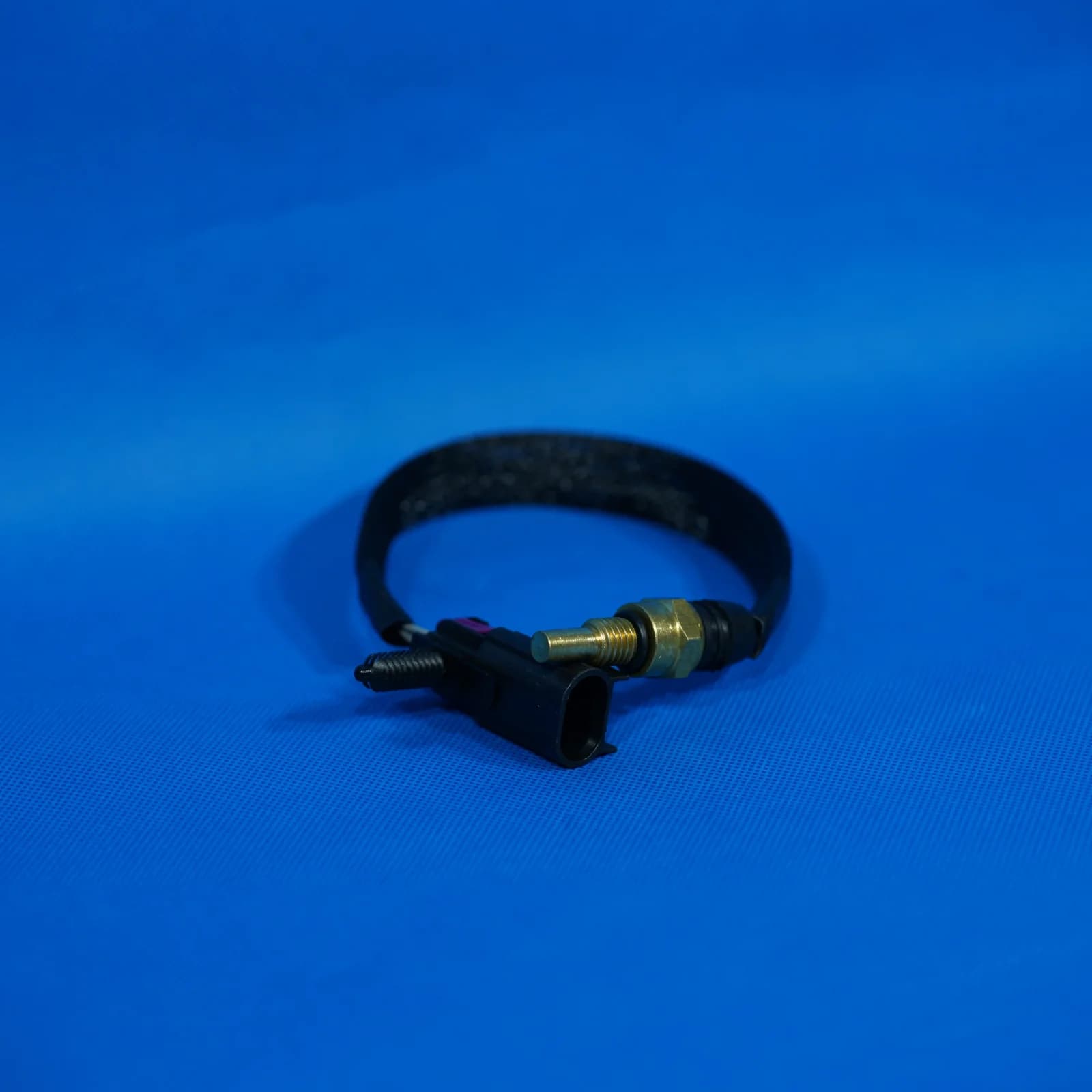 Detail produk Aftermarket Engine Coolant Temperature Sensor ECT Hummer H3