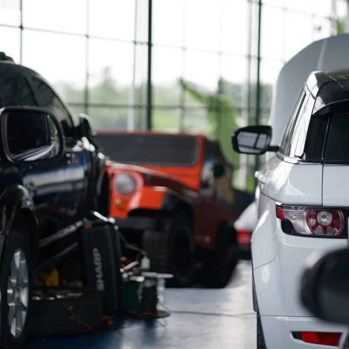 Gambar hero USAuto Prime - Bengkel dan Toko Sparepart Mobil CBU Amerika Eropa