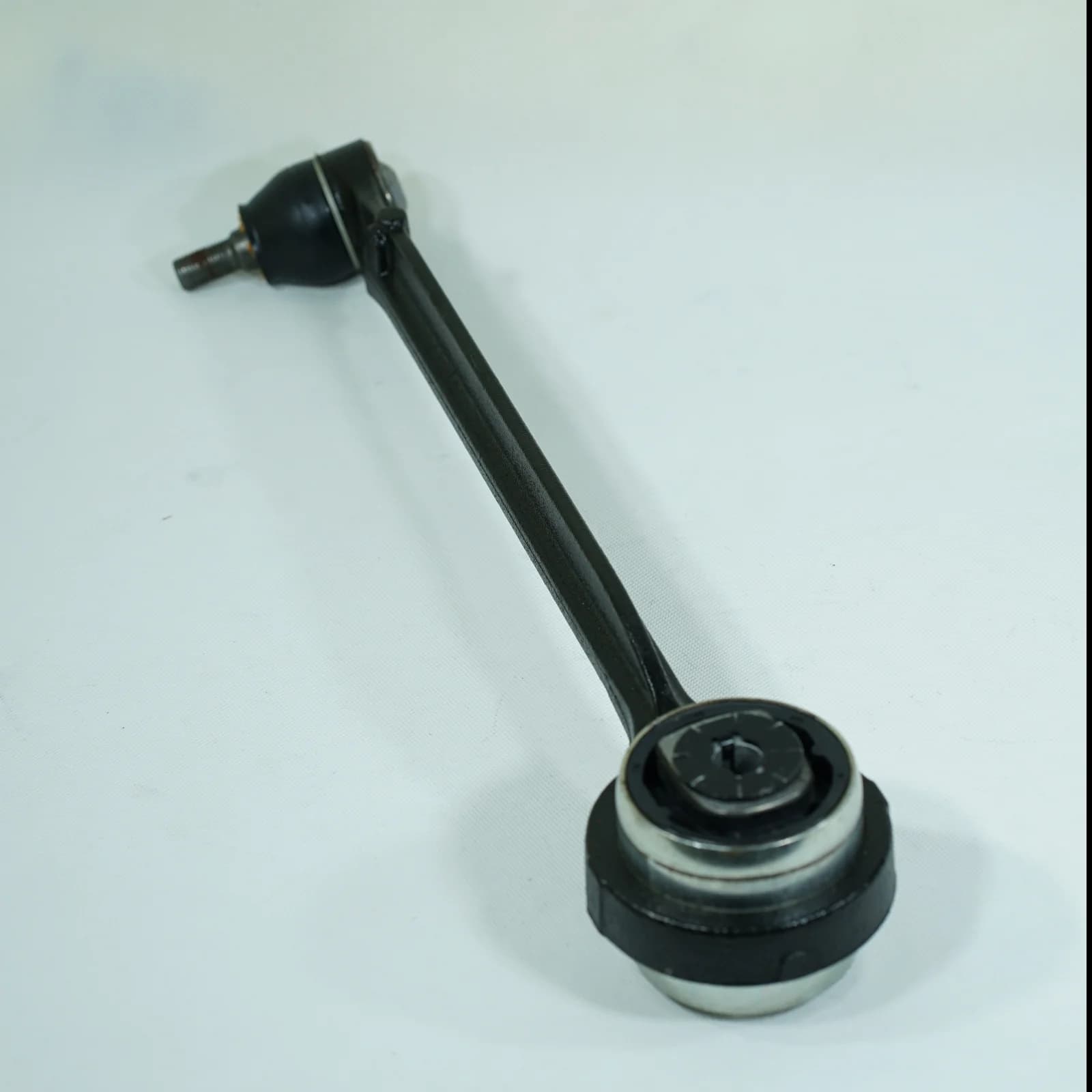 Jual Control Arm untuk Chrysler 300 LX 2.7L 2736cc V6 DOHC EER Harga Murah Original