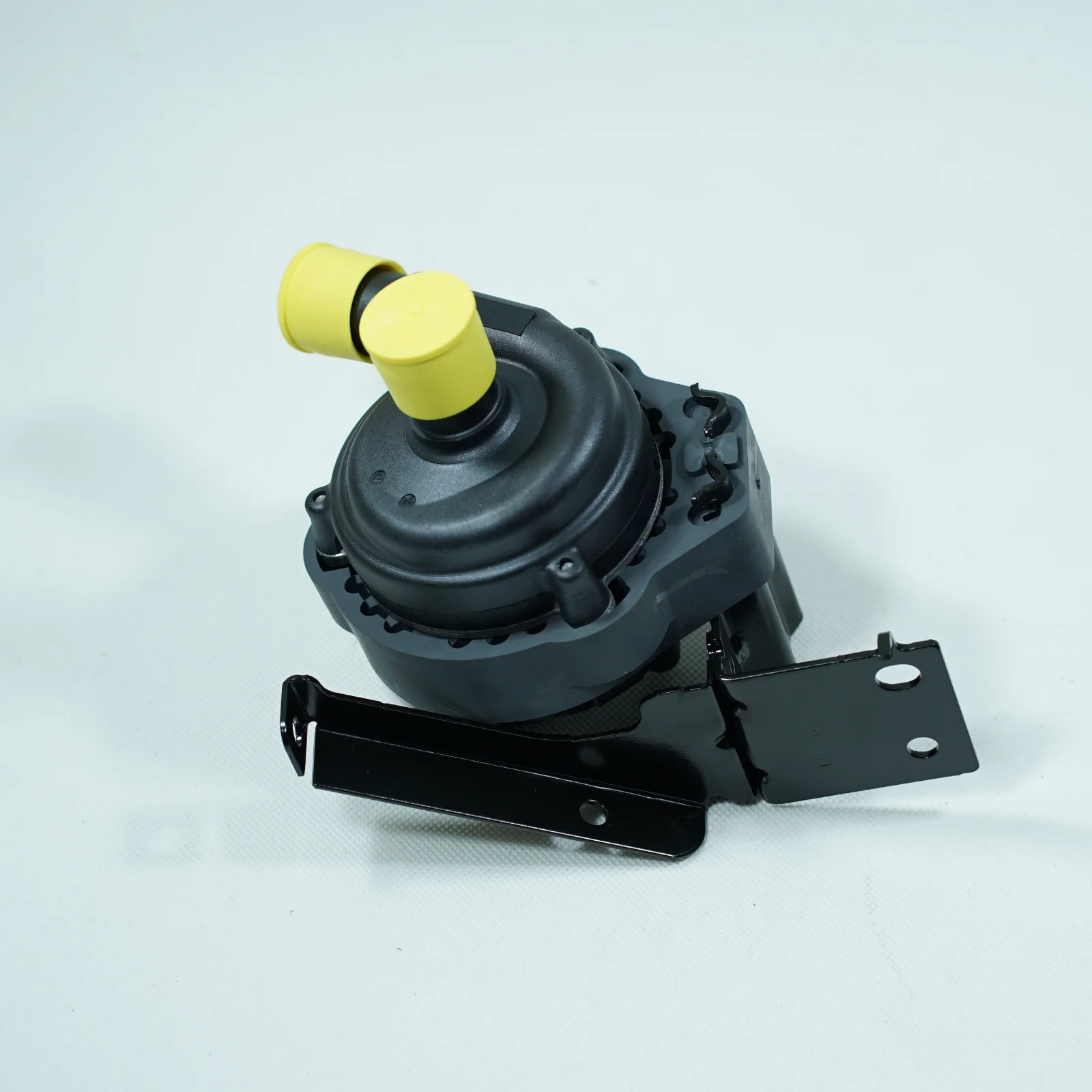 Jual Auxiliary Water Pump Jeep Wrangler JL 2.0L 2000cc untuk Jeep Wrangler JL 2.0L 2000cc Harga Murah Original