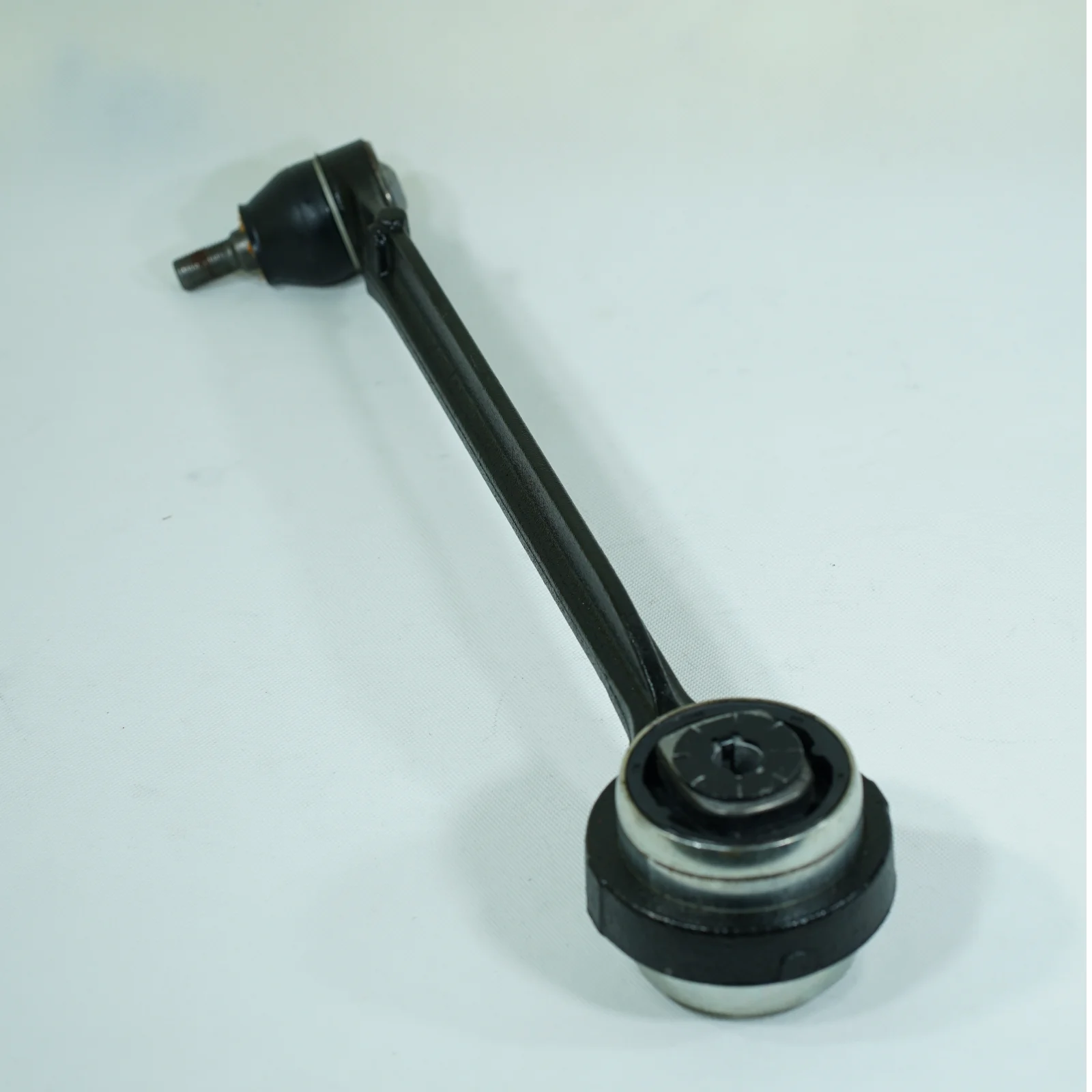 Control Arm Depan Chrysler 300c 3.6L 3600cc Kiri Mopar thumbnail