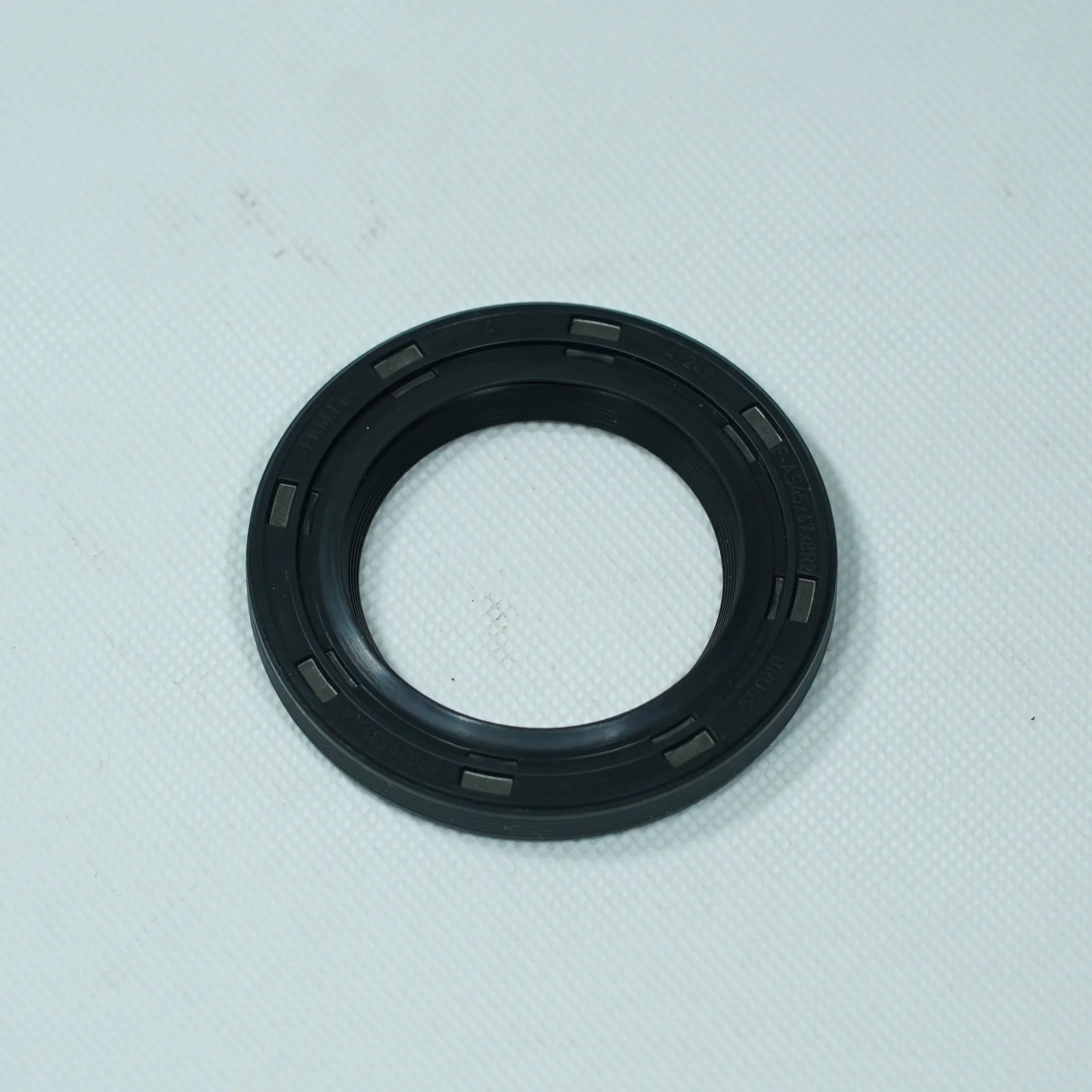 Seal Crankshaft Jeep Wrangler JK 3.6L 3600cc Mopar Depan  thumbnail