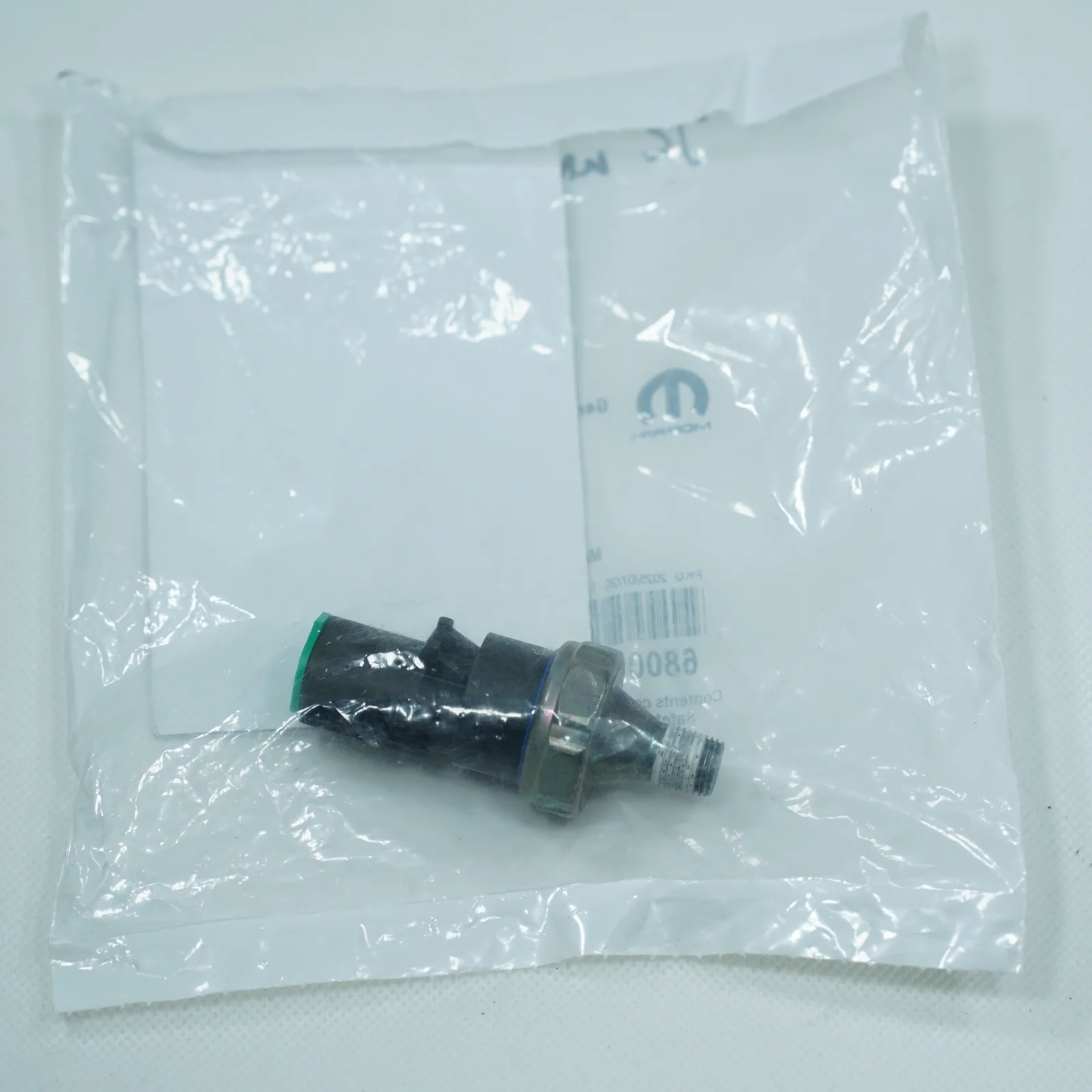 Oil Pressure Switch Sensor Tekanan Oli Dodge Journey JC 2.4L 2400cc Mopar thumbnail