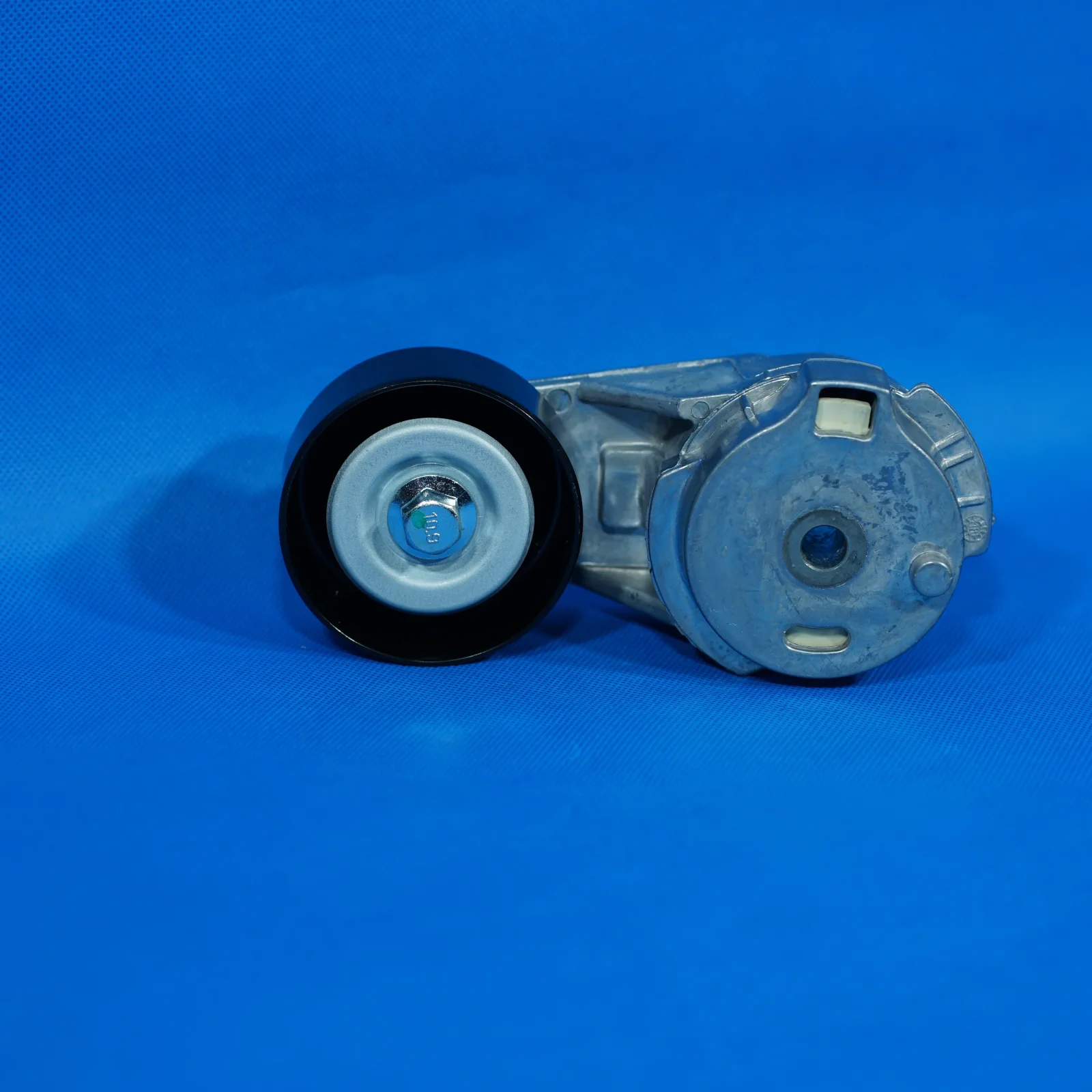 Jual Tensioner Fan Belt Hummer H3 H3T GMT345 GMT745 3.7L 3700cc untuk Hummer H3 H3T GMT345 GMT745 3.7L 3700cc Harga Murah Ori