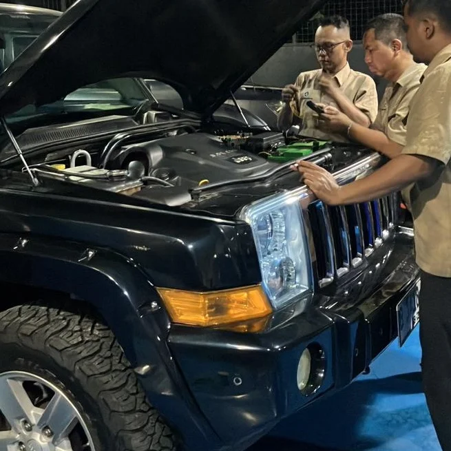 Bengkel Spesialis Mobil CBU Amerika Eropa - Jeep - Commander - Foto 27